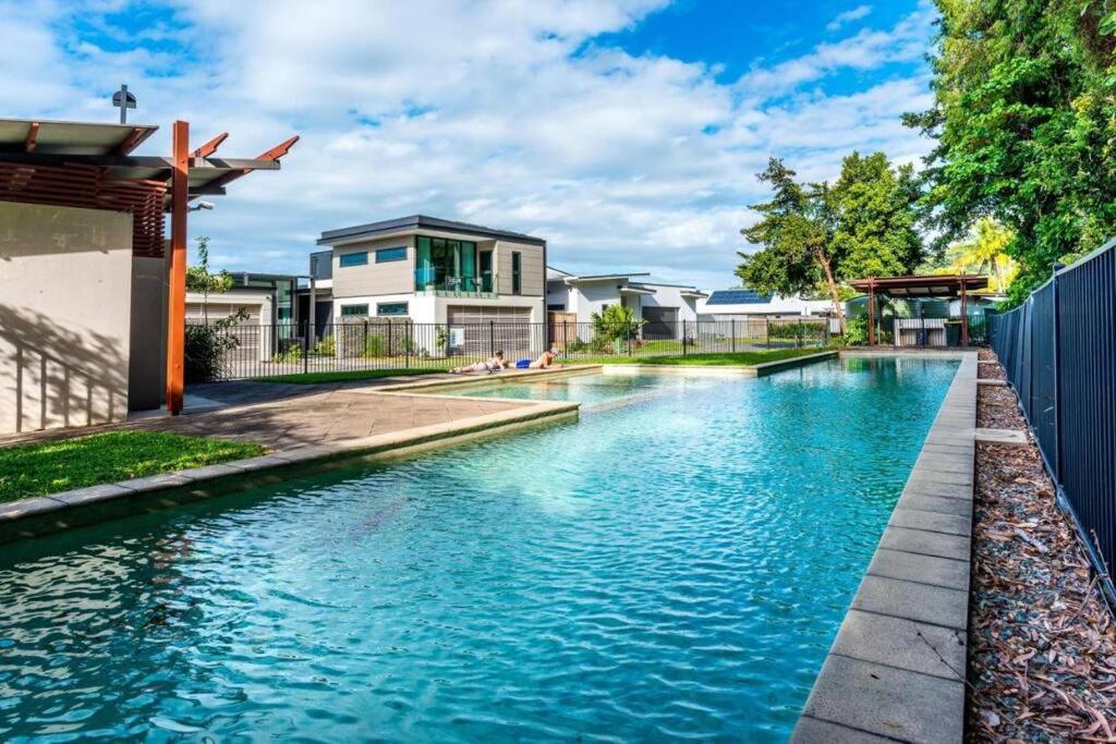 Blue Lagoon Villa B Cairns Esterno foto